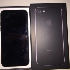 iphone 7 jett black 128 GB AT&T